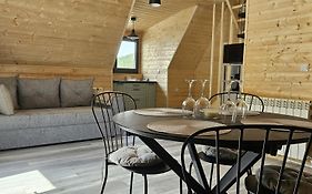 E&T-Cabin A Frame